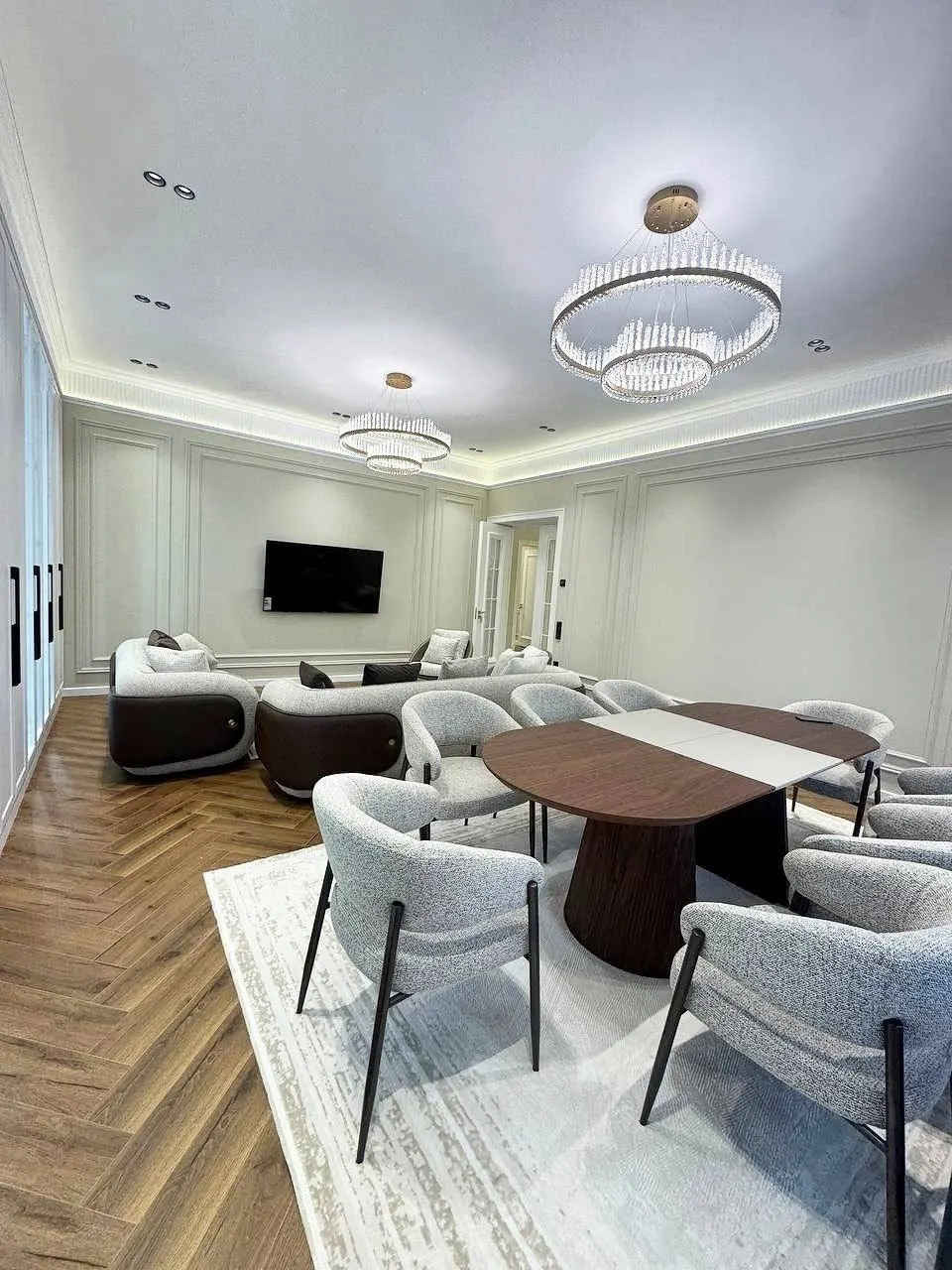 Сотилади 4 хонали квартира, 180 м², 6/8 қават — Миробод тумани