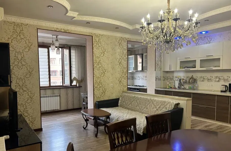 Ижарага берилади 3 хонали квартира, 100 м², 3/6 қават — Миробод тумани