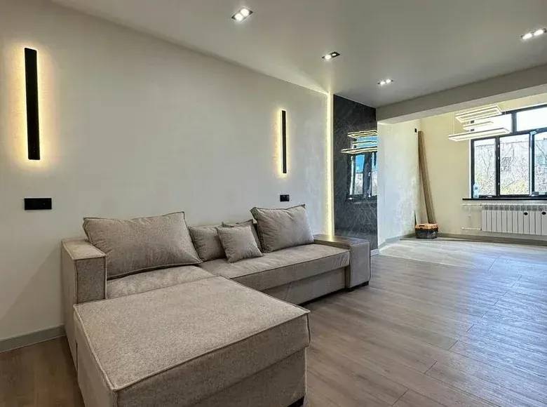 Сотилади 3 хонали квартира, 72 м², 3/4 қават — Юнусобод тумани