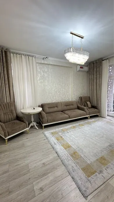 Сдаётся 2-комнатная квартира, 56 м², 3/8 этаж — Мирабадский район