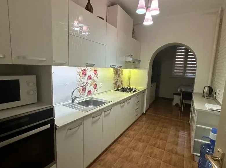 Ижарага берилади 4 хонали квартира, 86 м², 1/4 қават — Яшнобод тумани