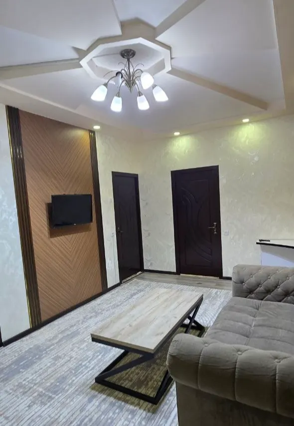 Sotiladi 2 xonali kvartira, 50 m², 1/4 qavat — Chilonzor tumani