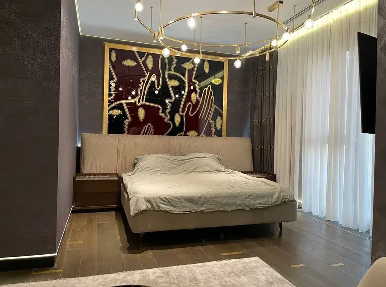 Сотилади 3 хонали квартира, 500 м², 12/14 қават — Миробод тумани