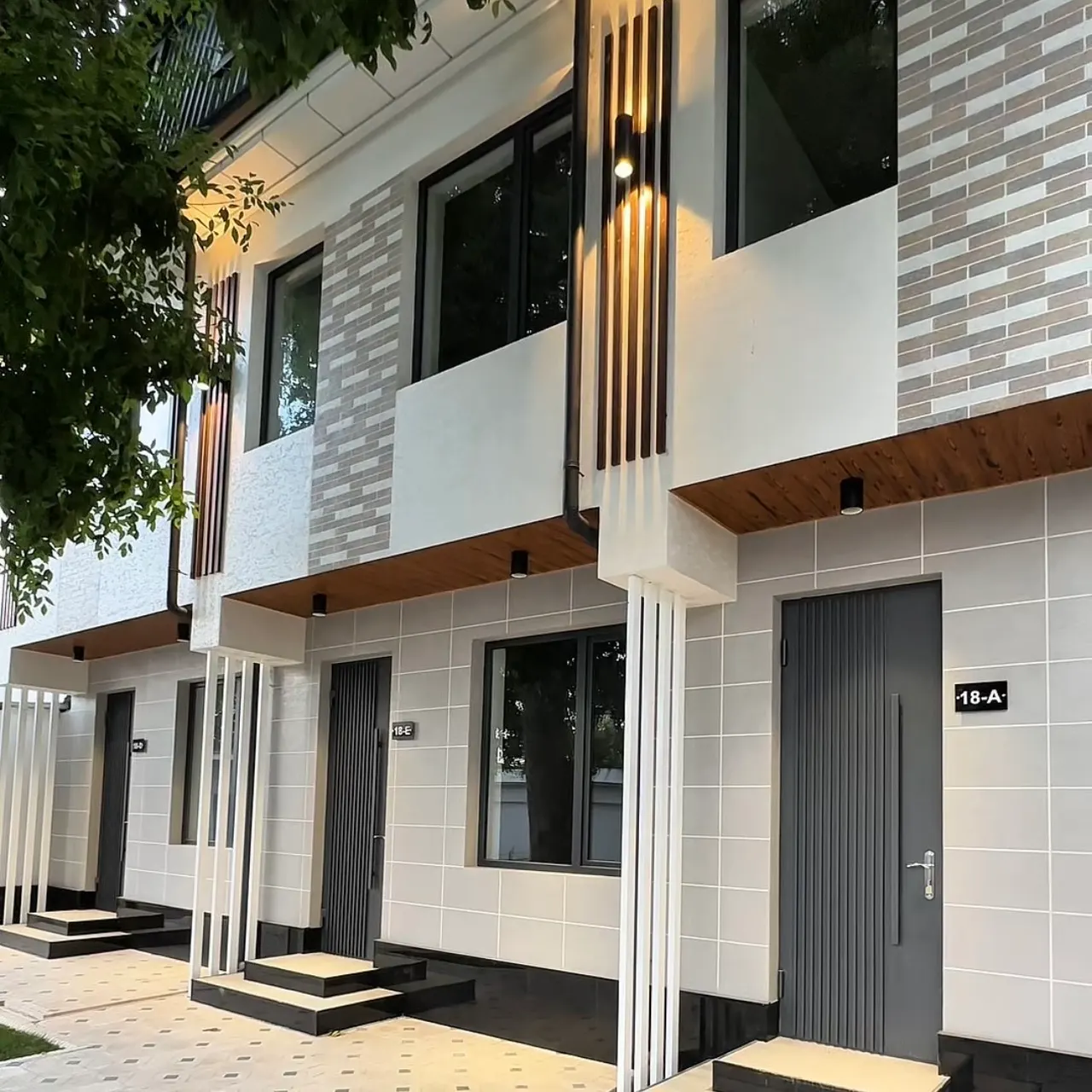 Sotiladi tijorat binosi, 135 m², 3/5 qavat — Mirobod tumani