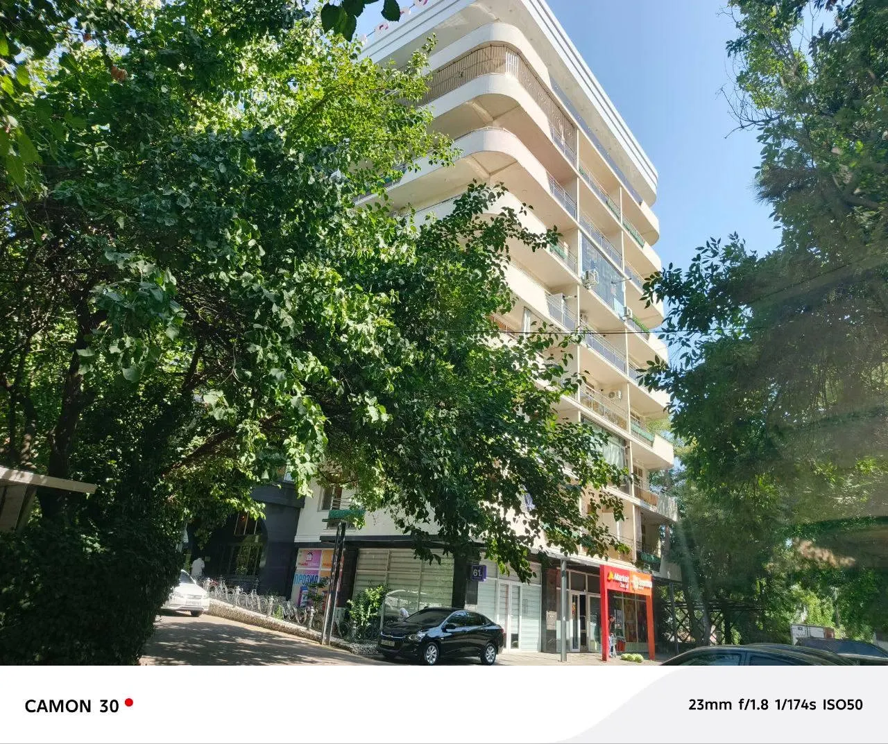 Sotiladi 3 xonali kvartira, 80 m², 8/9 qavat — Yunusobod tumani
