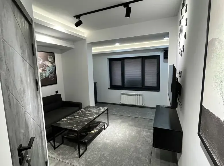 Продаётся 2-комнатная квартира, 37 м², 2/3 этаж — Чиланзарский район
