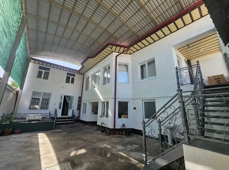 Продаётся 5-комнатный дом, 2 сот., 140 м², 1/2 этаж — Сергелийский район