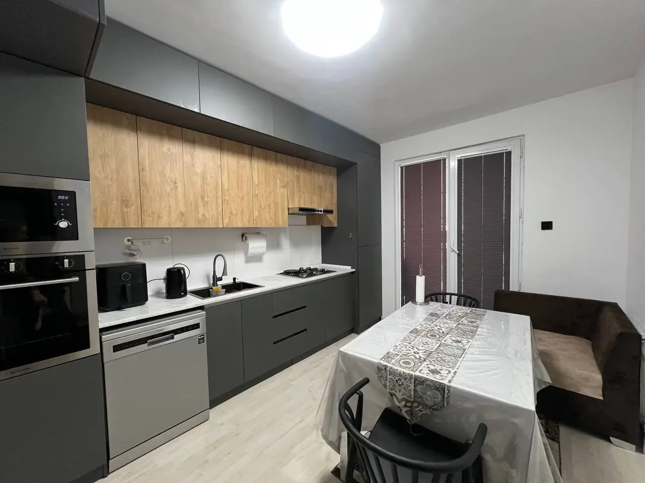 Sotiladi 2 xonali kvartira, 70 m², 8/16 qavat — Yashnobod tumani