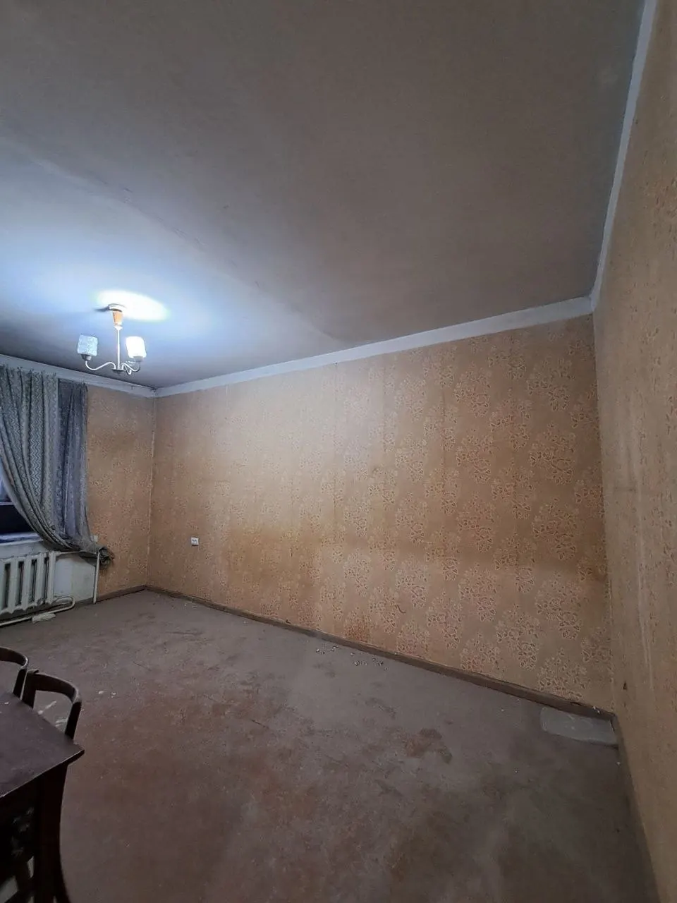 Продаётся 1-комнатная квартира, 37 м², 4/4 этаж — Юнусабадский район