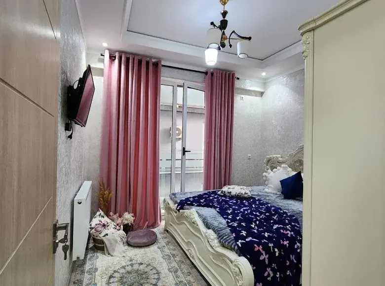 Посуточно 3-комнатная квартира, 60 м², 6/10 этаж — Яккасарайский район