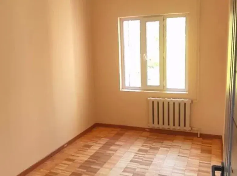 Продаётся 2-комнатная квартира, 60 м², 3/5 этаж — Мирзо-Улугбекский район