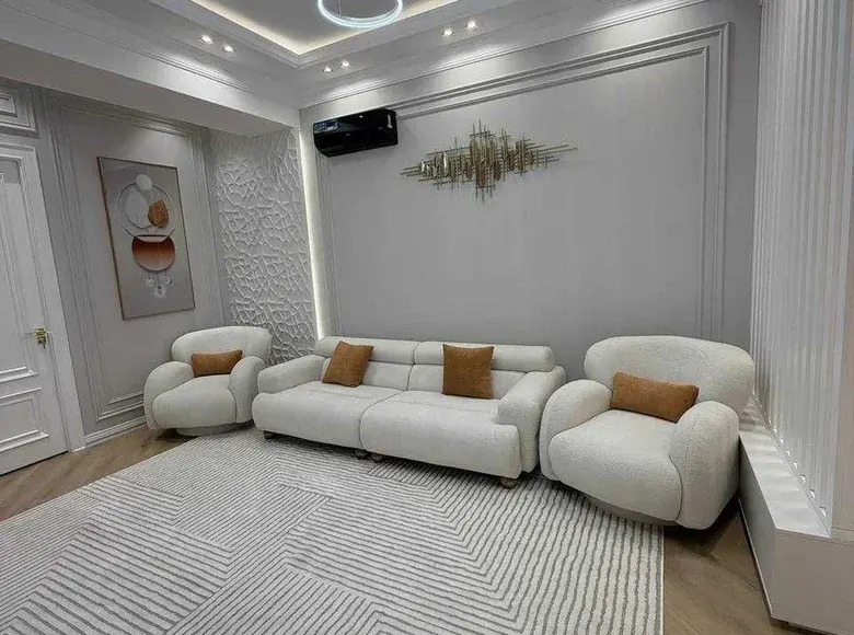 Продаётся 4-комнатная квартира, 118 м², 2/10 этаж — Мирзо-Улугбекский район