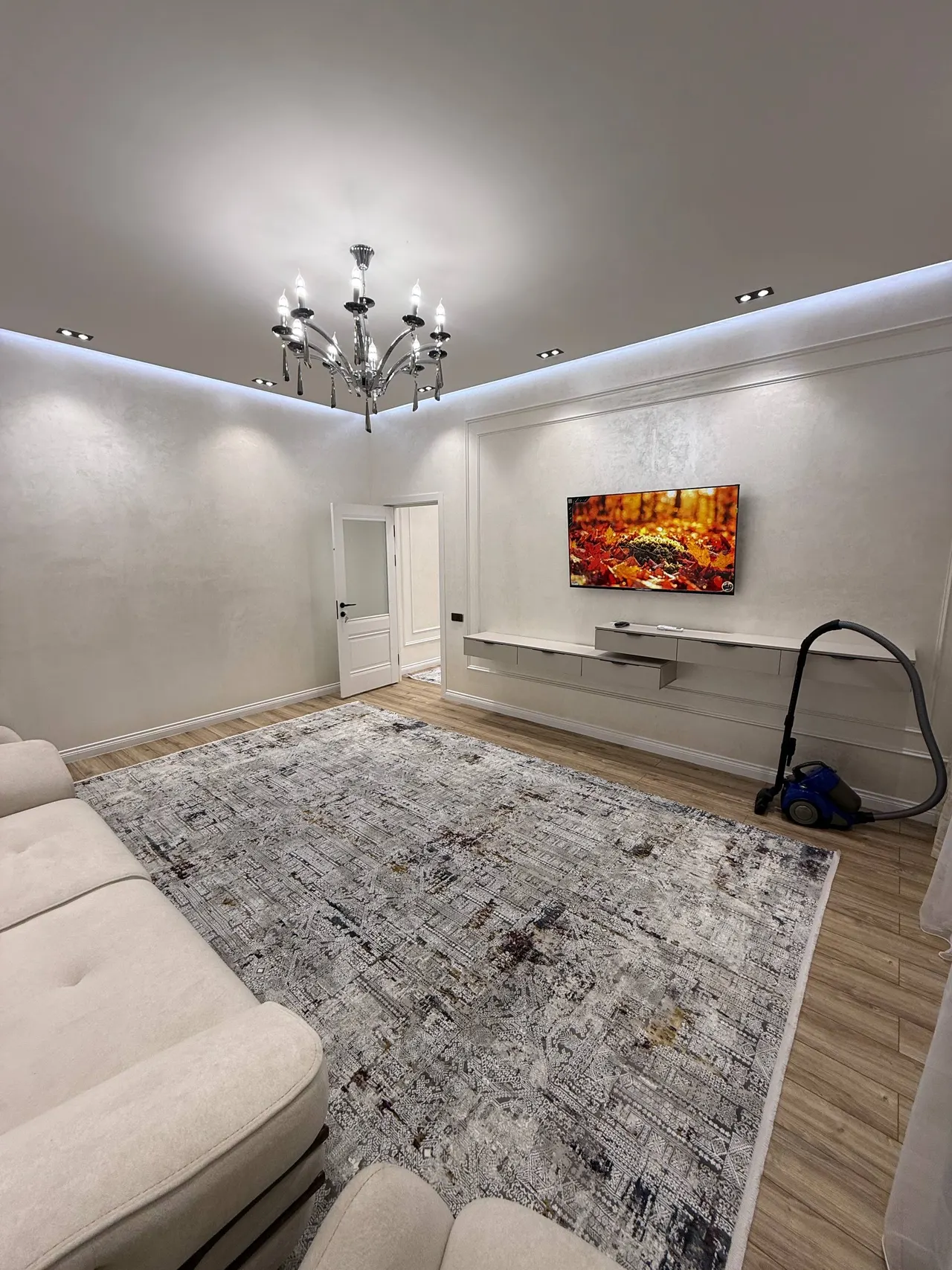 Sotiladi 4 xonali kvartira, 107 m², 12/16 qavat — Yakkasaroy tumani