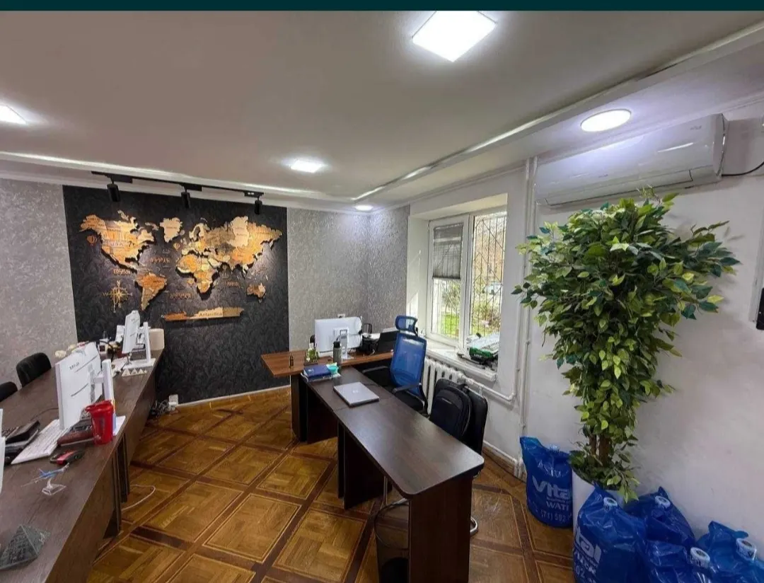 Сотилади 5 хонали квартира, 167 м², 1/4 қават — Миробод тумани