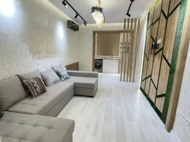 Продаётся 2-комнатная квартира, 50 м², 3/4 этаж — Мирабадский район