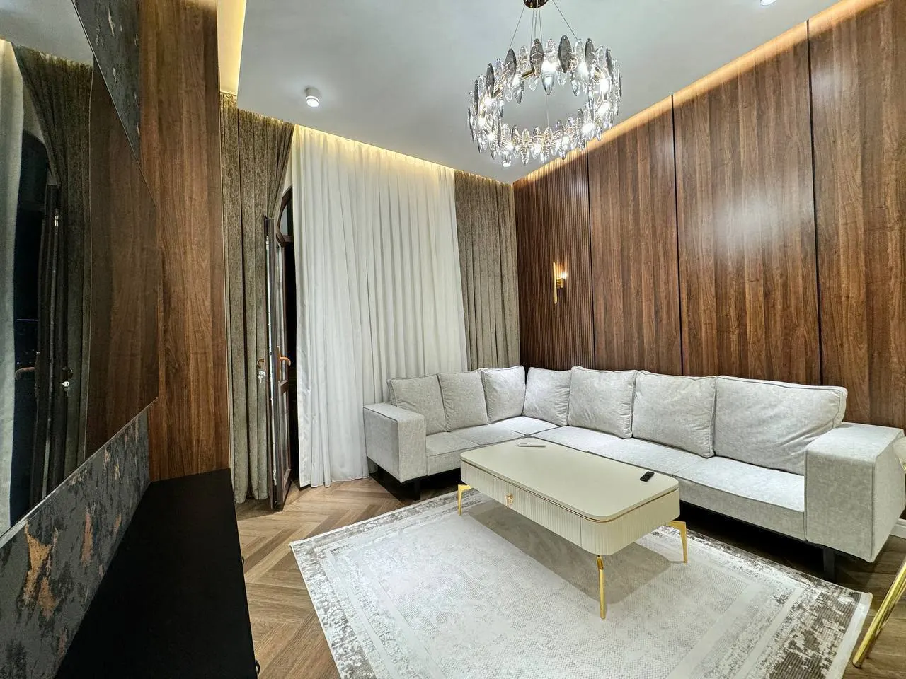 Сдаётся 3-комнатная квартира, 105 м², 6/9 этаж — Юнусабадский район