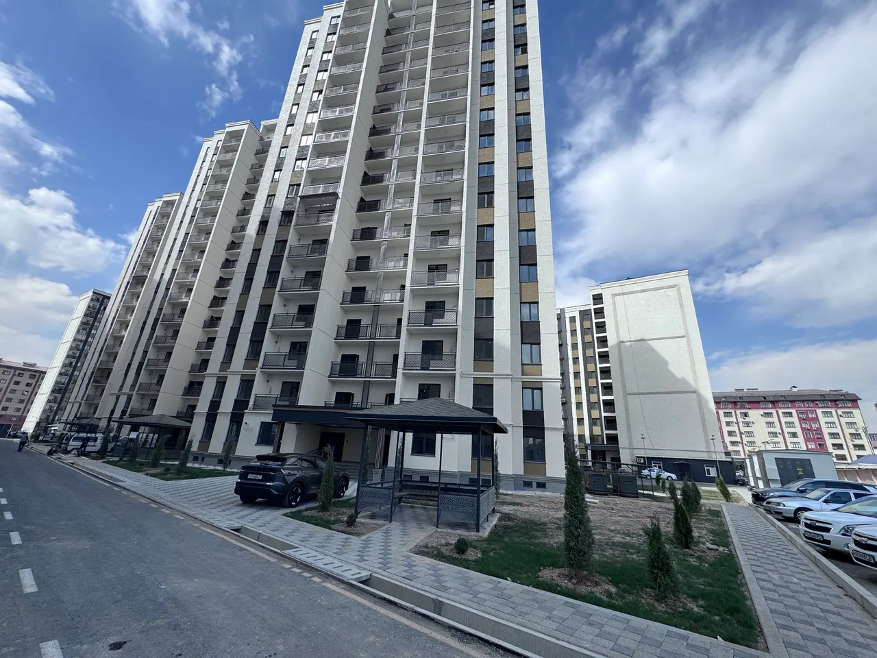 Sotiladi 3 xonali kvartira, 65 m², 3/16 qavat — Yashnobod tumani