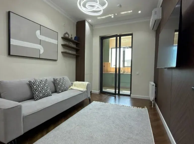 Продаётся 2-комнатная квартира, 37 м², 2/16 этаж — Мирабадский район