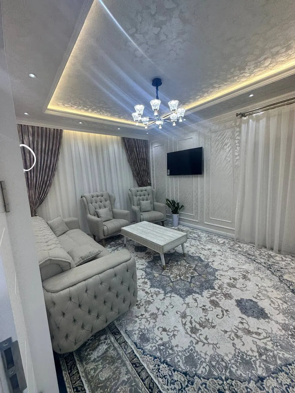 Ижарага берилади 2 хонали квартира, 66 м², 4/9 қават — Яккасарой тумани