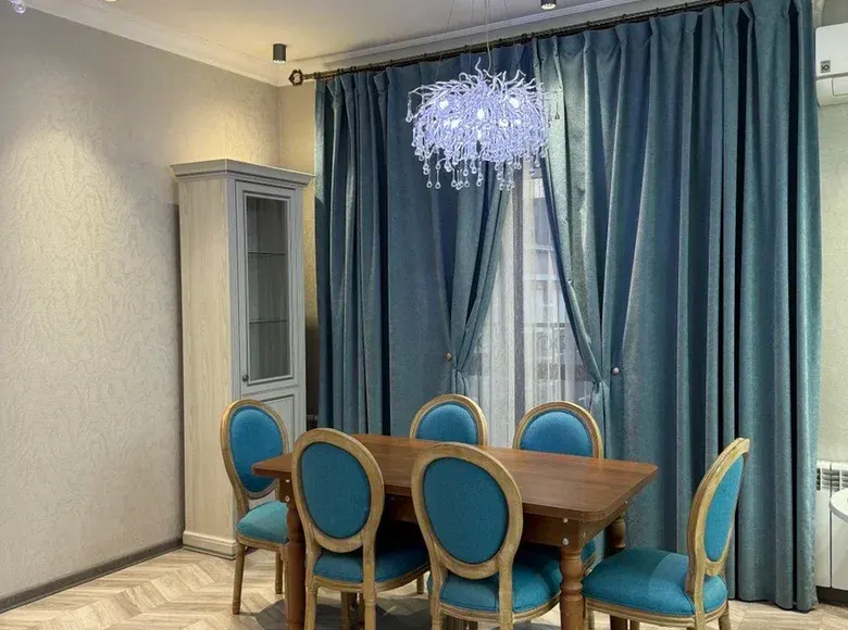 Ижарага берилади 4 хонали квартира, 120 м², 3/7 қават — Яккасарой тумани