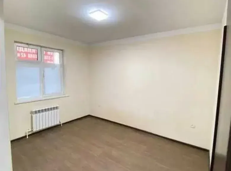 Sotiladi 2 xonali kvartira, 42 m², 1/5 qavat — Mirzo Ulugʻbek tumani