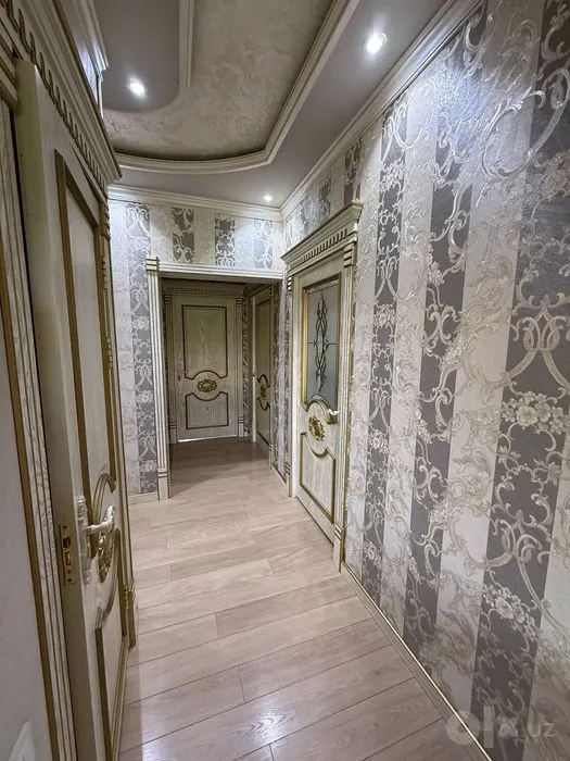 Продаётся 3-комнатная квартира, 80 м², 3/4 этаж — Юнусабадский район
