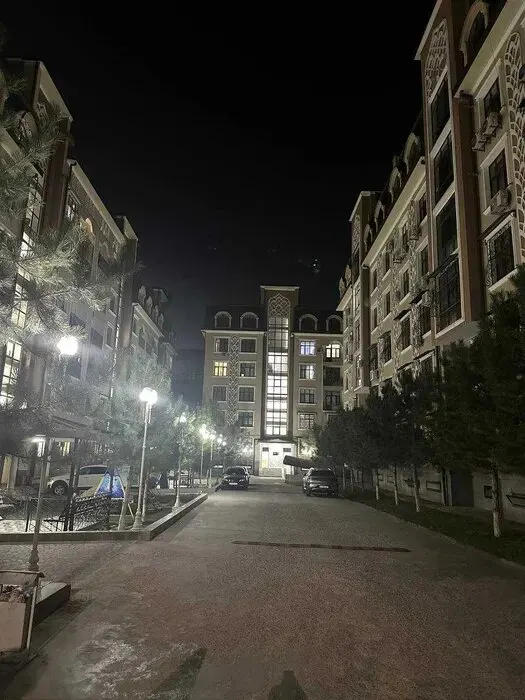 Сдаётся 4-комнатная квартира, 107 м², 3/6 этаж — Юнусабадский район