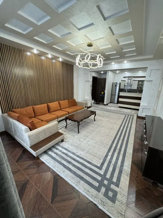 Ижарага берилади 2 хонали квартира, 90 м², 4/9 қават — Яккасарой тумани