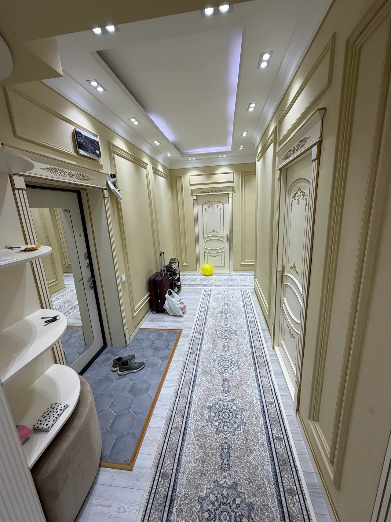 Продаётся 3-комнатная квартира, 94.6 м², 3/8 этаж — Яшнабадский район