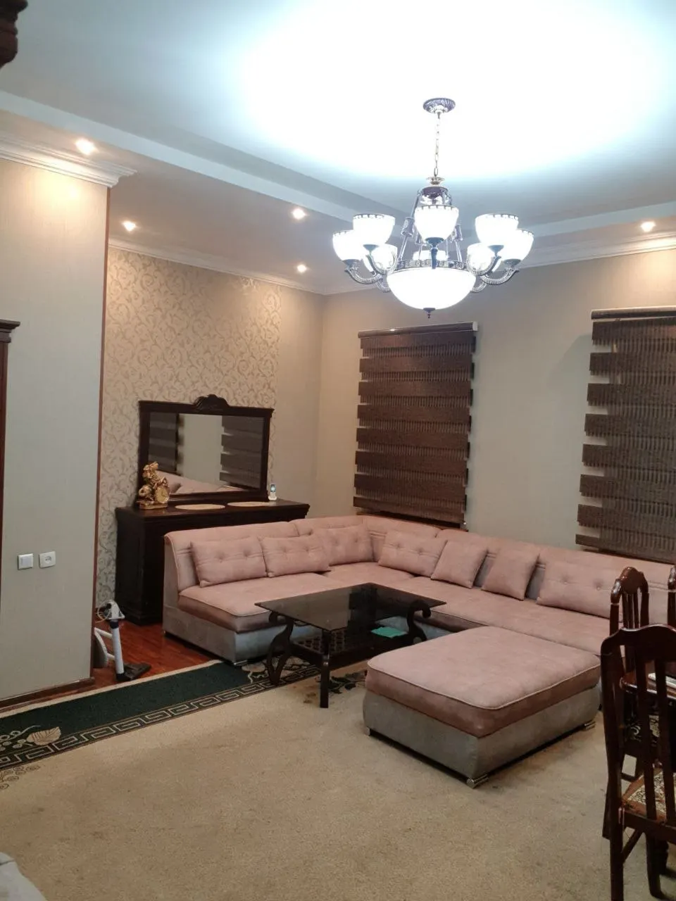 Ijaraga beriladi 4 xonali kvartira, 92 m², 3/4 qavat — Yakkasaroy tumani