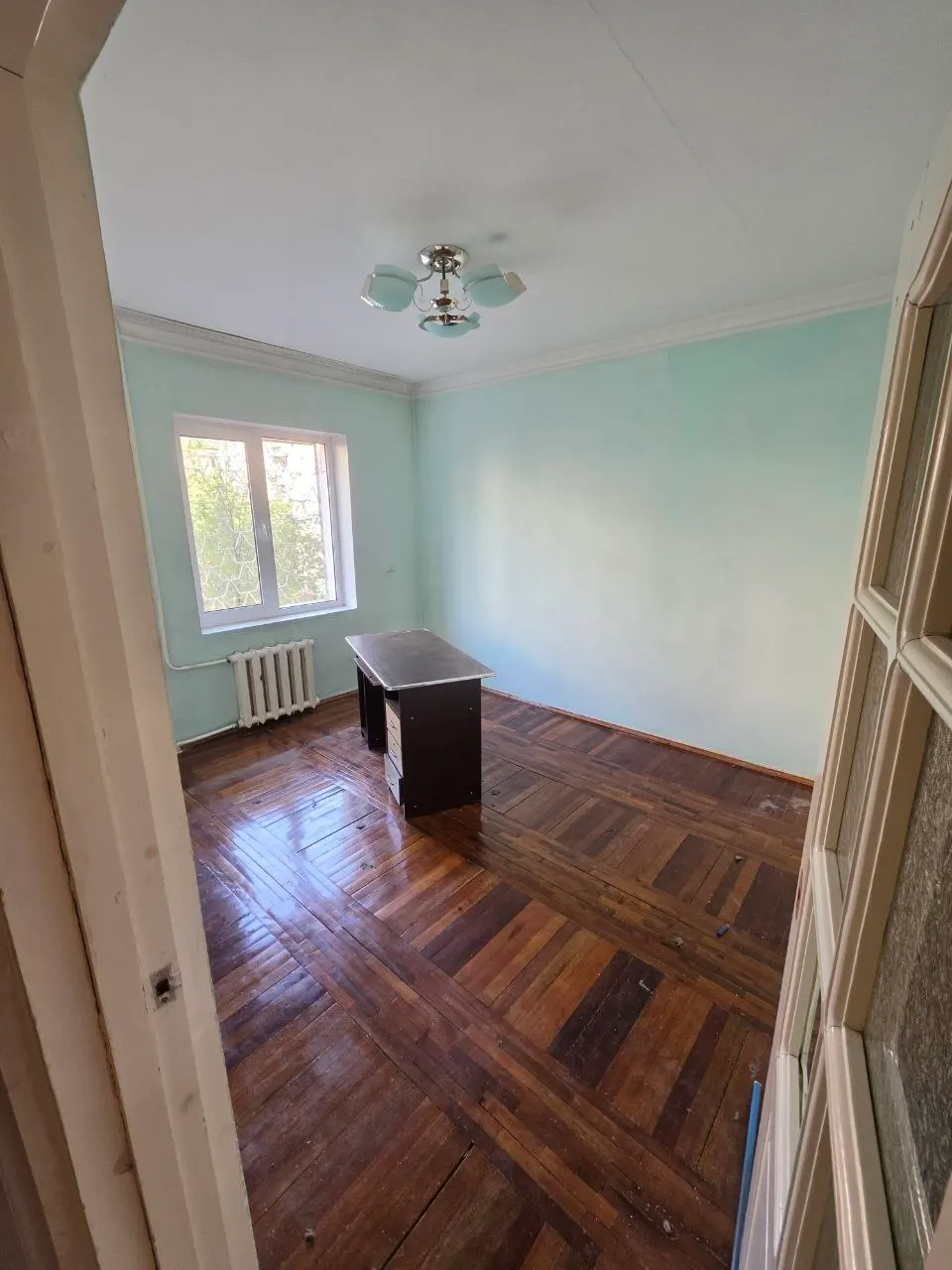 Сотилади 4 хонали квартира, 81 м², 2/4 қават — Мирзо Улуғбек тумани