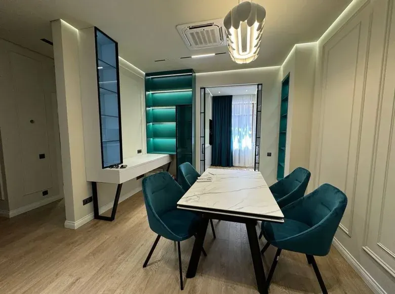 Сотилади 2 хонали квартира, 54 м², 1/9 қават — Мирзо Улуғбек тумани
