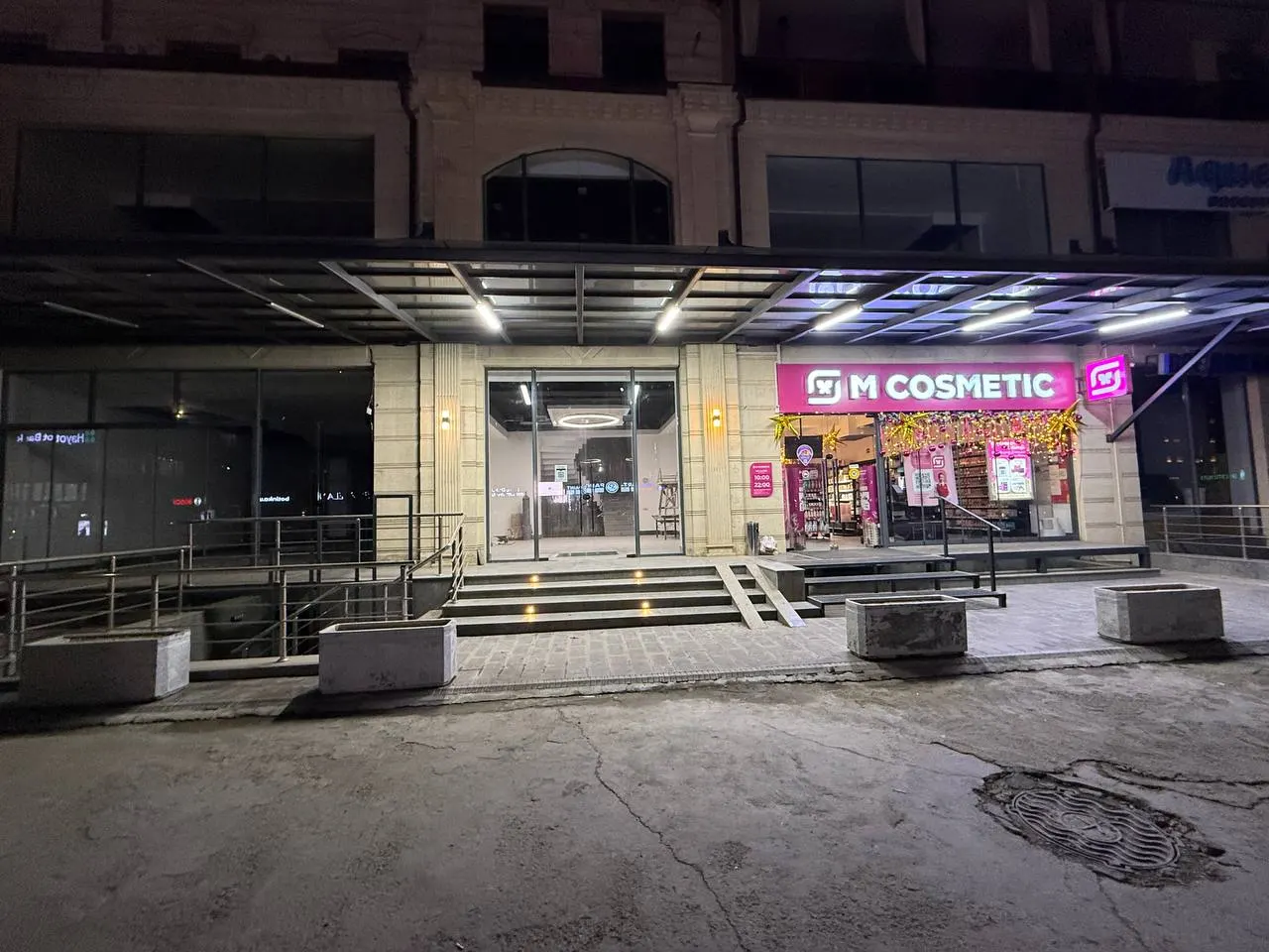 Сдаётся коммерческое помещение, 720 м², 2/3 этаж — Мирзо-Улугбекский район