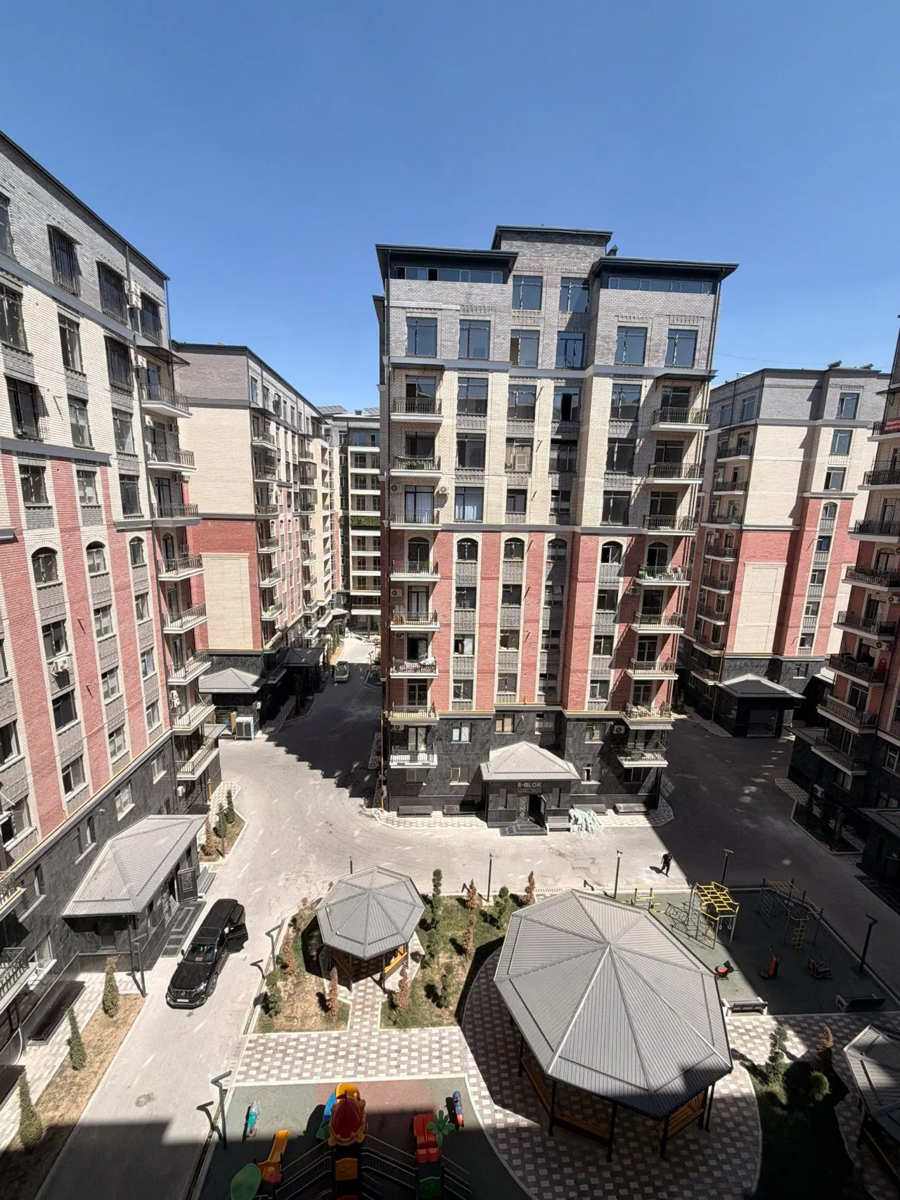 Продаётся 4-комнатная квартира, 94 м², 7/10 этаж — Учтепинский район