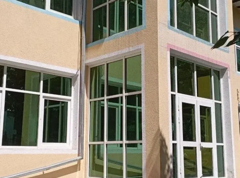Сотилади тижорат биноси, 611 м², 10.5 сотих, 2/2 қават — Юнусобод тумани