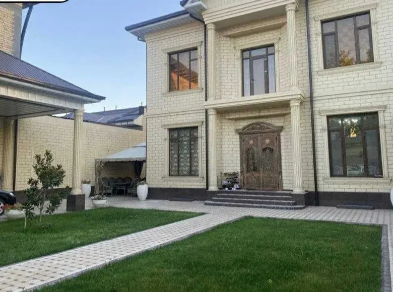 Сотилади 5 хонали ҳовли уй, 4.6 сотих, 550 м² — Сергели тумани