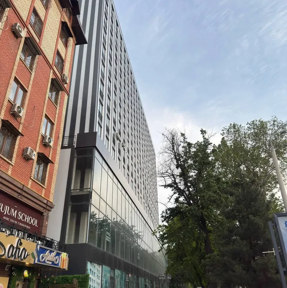 Продаётся 2-комнатная квартира, 55 м², 10/13 этаж — Юнусабадский район