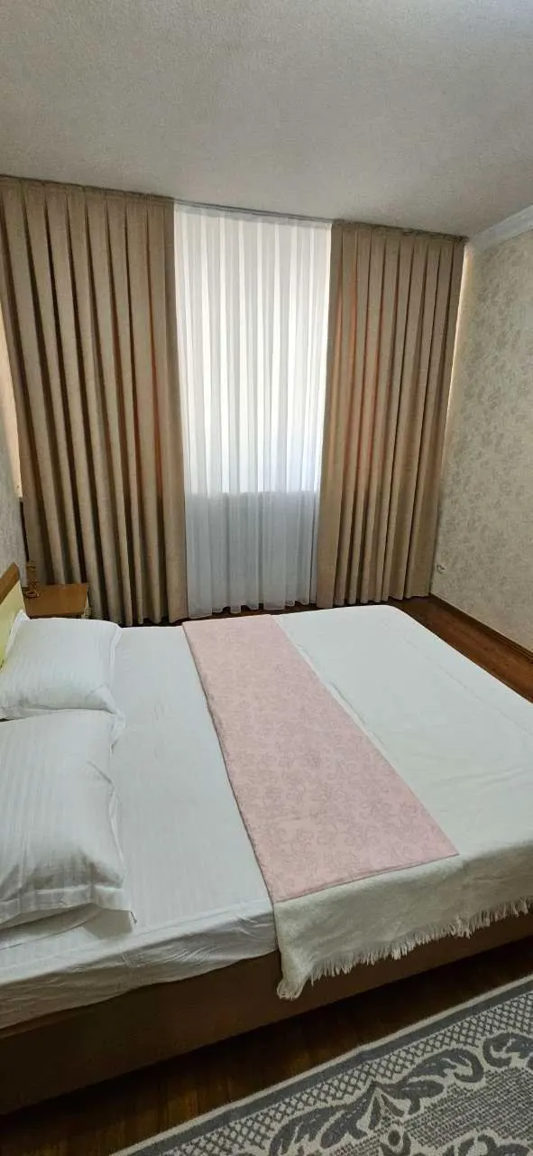 Ijaraga beriladi 3 xonali kvartira, 125 m², 1/5 qavat — Mirzo Ulugʻbek tumani