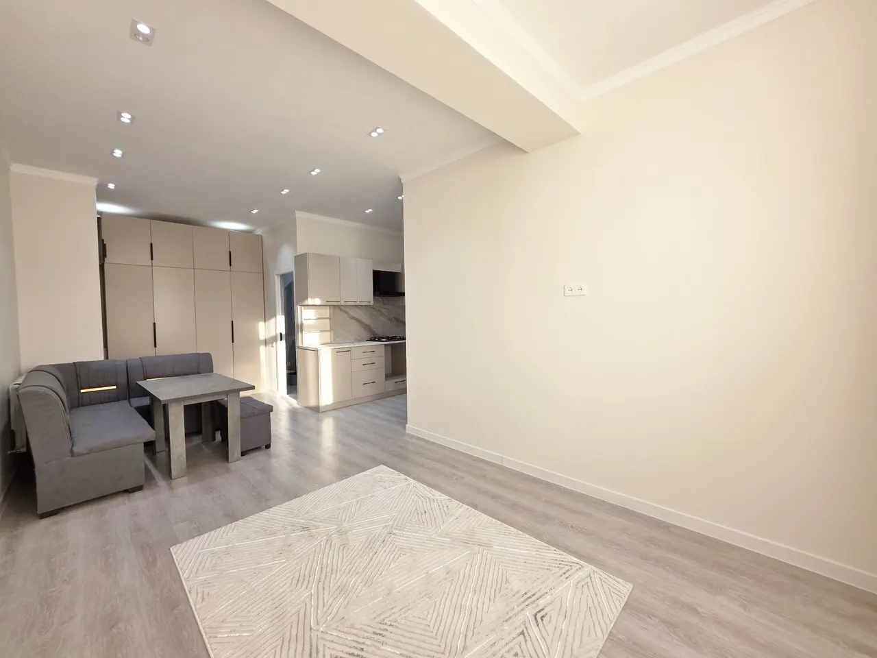 Сотилади 2 хонали квартира, 43 м², 7/8 қават — Яшнобод тумани
