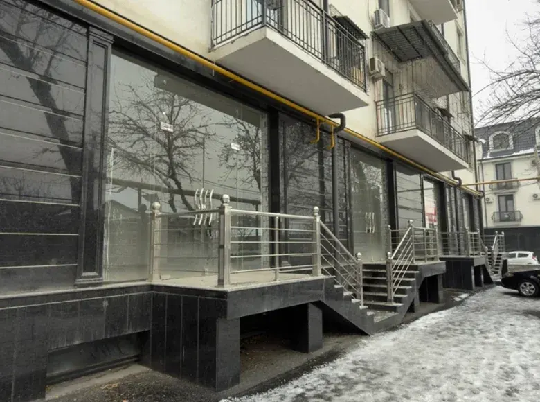 Sotiladi tijorat binosi, 700 m² — Yunusobod tumani