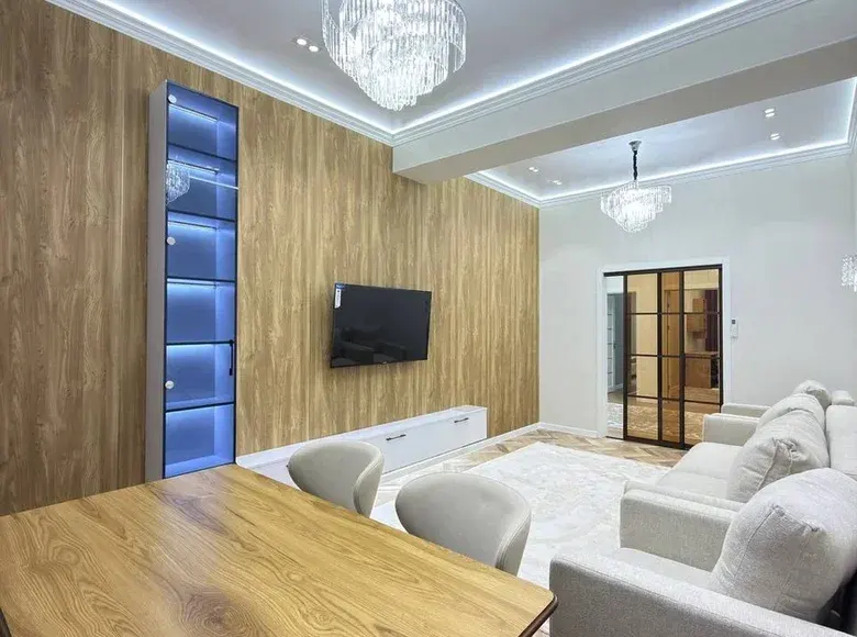 Sotiladi 4 xonali kvartira, 110 m², 7/9 qavat — Shayxontohur tumani
