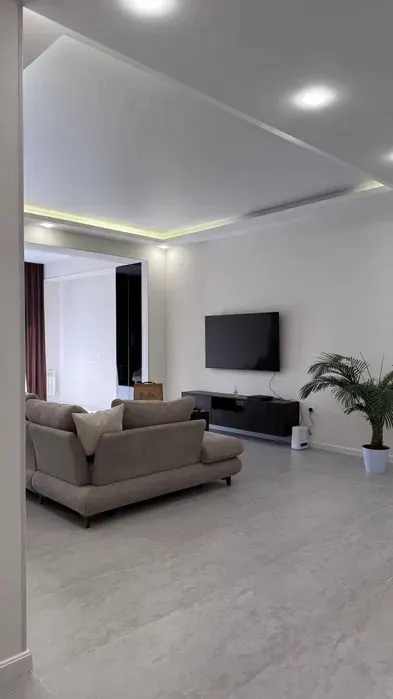 Ijaraga beriladi 3 xonali kvartira, 105 m², 4/10 qavat — Yunusobod tumani