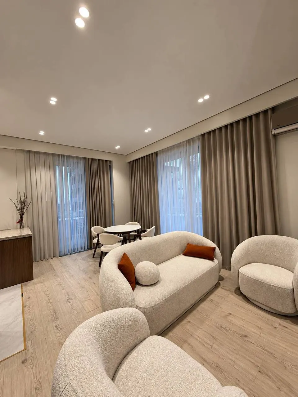 Продаётся 3-комнатная квартира, 88 м², 9/14 этаж — Яшнабадский район