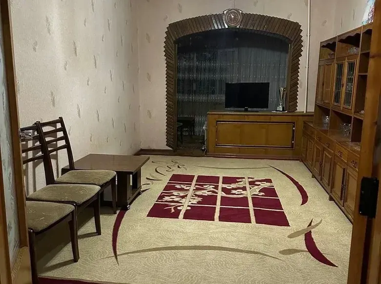 Сотилади 3 хонали квартира, 77 м², 1/4 қават — Чилонзор тумани
