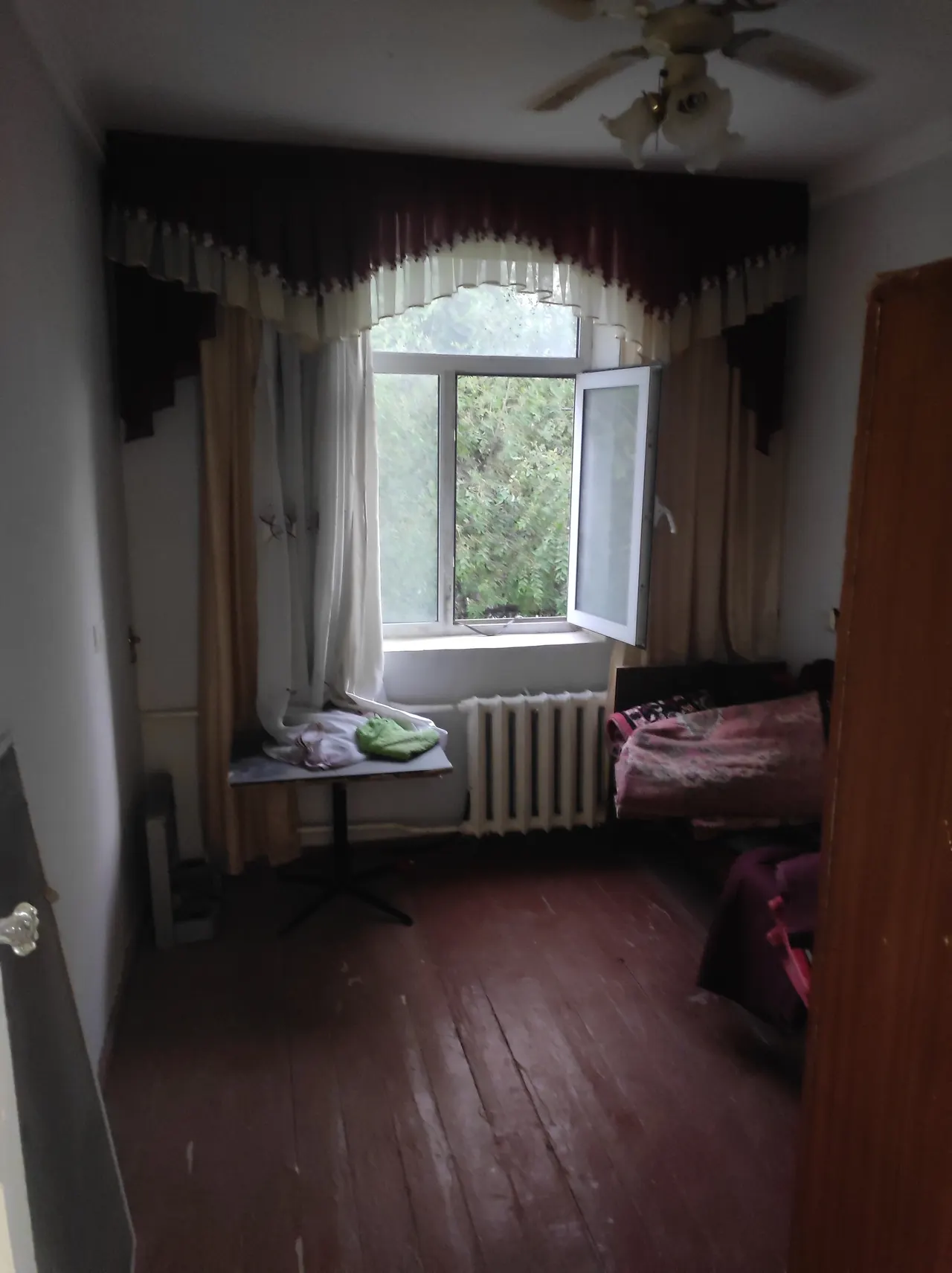 Sotiladi 4 xonali kvartira, 70 m², 4/4 qavat — Qashqadaryo viloyati