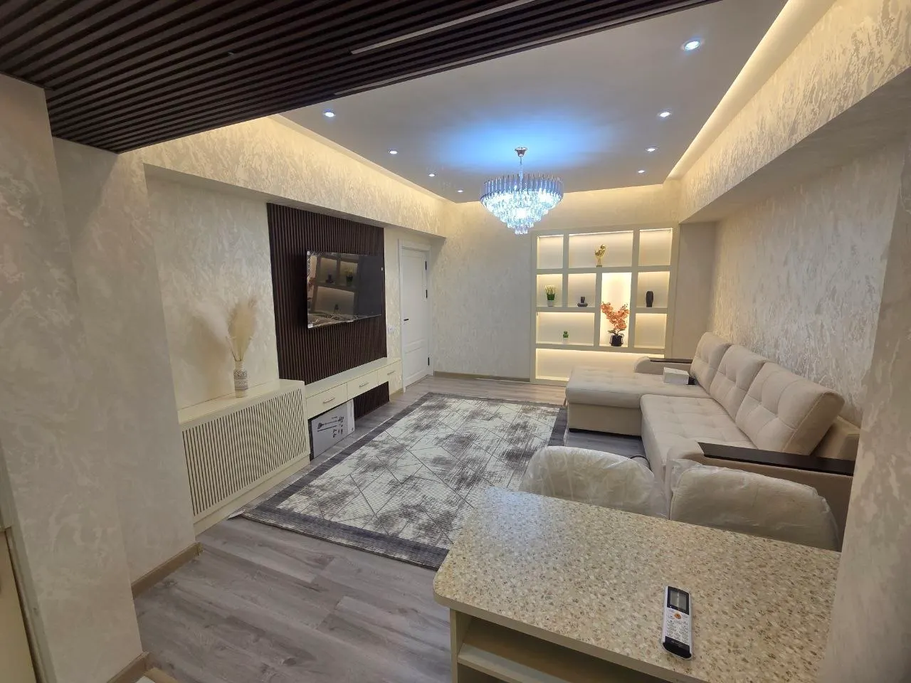 Продаётся 1-комнатная квартира, 44 м², 5/9 этаж — Мирабадский район
