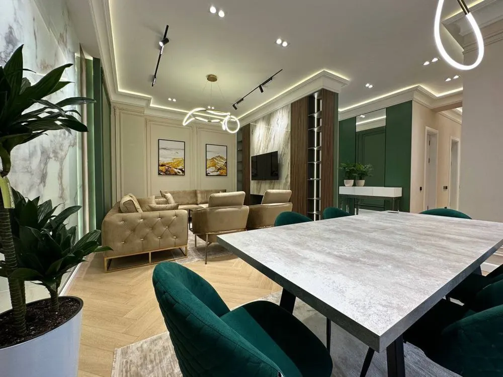 Сдаётся 3-комнатная квартира, 112 м², 3/7 этаж — Шайхантахурский район