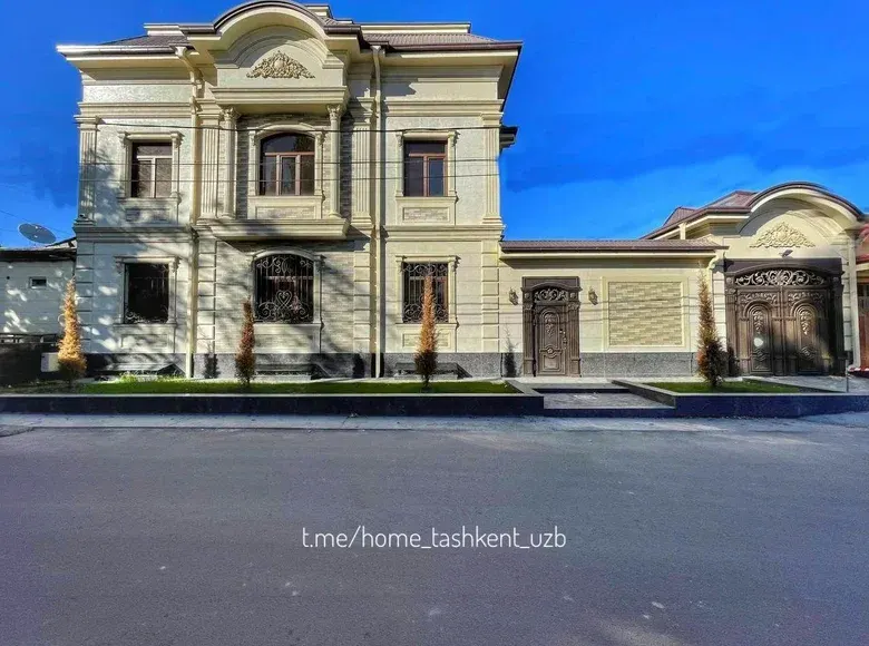 Sotiladi 6 xonali hovli uy, 450 m² — Mirzo Ulugʻbek tumani