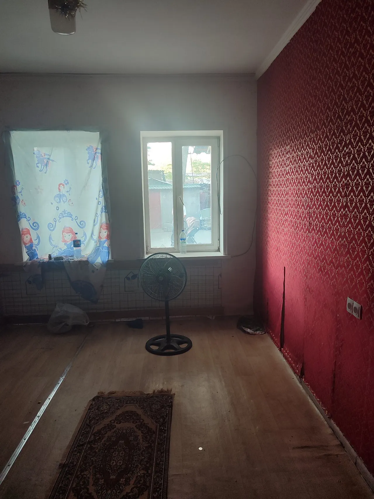 Сотилади 1 хонали квартира, 17 м², 1/2 қават — Яшнобод тумани