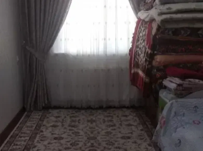 Продаётся 2-комнатная квартира, 52 м², 4/4 этаж — Чиланзарский район